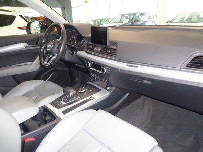Audi Q5 2.0 TDI 190 CV quattro S tronic Business Sport, Anno 201 - główne zdjęcie