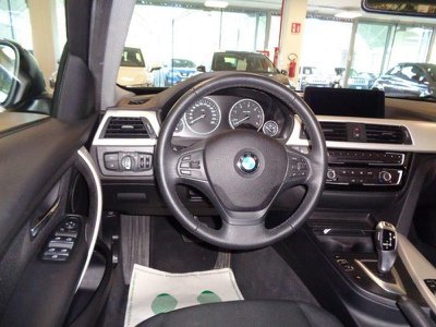 BMW Serie 3 Touring 320d Business Advantage aut., Anno 2019, KM - główne zdjęcie