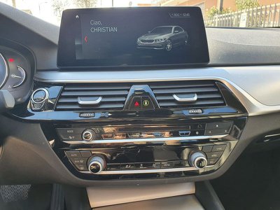 BMW Serie 5 520d Business, Anno 2017, KM 150000 - główne zdjęcie