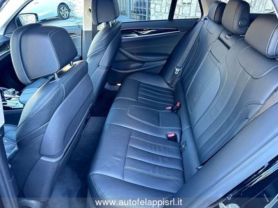 BMW Serie 5 G/30 31 F90 530d mhev 48V Business auto, Anno 2021, - główne zdjęcie
