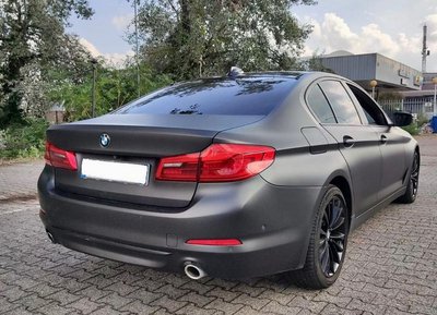 BMW Serie 5 530e xDrive Luxury, Anno 2020, KM 16000 - główne zdjęcie