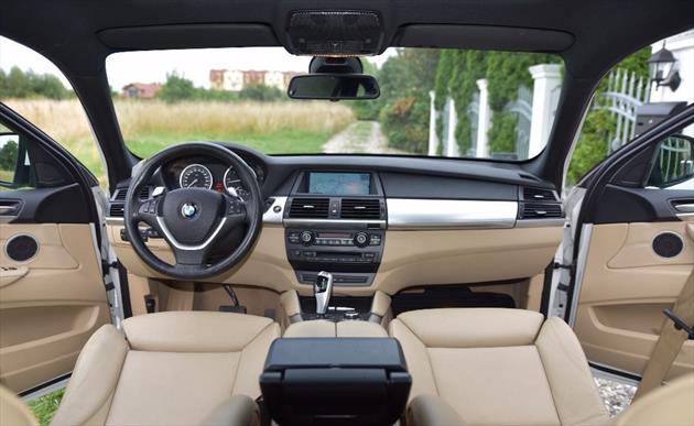 BMW X6 xDrive30d 48V Business (rif. 16699639), Anno 2022 - główne zdjęcie