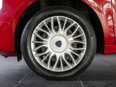 Lancia Ypsilon 1.2 69 CV 5 porte Silver, Anno 2016, KM 114247 - główne zdjęcie