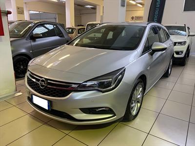 Opel Astra 1.6 CDTi 5 porte Dynamic 136CV, Anno 2017, KM 82400 - główne zdjęcie