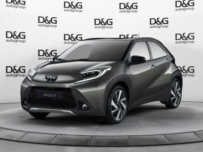 Toyota C HR (2016 2023) 1.8 Hybrid E CVT Dynamic, Anno 2019, KM - główne zdjęcie