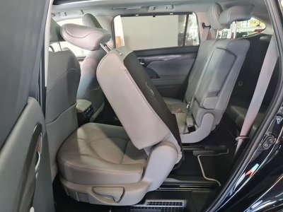 Toyota Highlander 2.5H AWD i E CVT Executive, Anno 2021, KM 3000 - główne zdjęcie