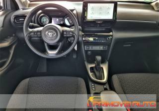 Toyota Yaris Cross 1.5 Hybrid 5p. E cvt Lounge, Anno 2023, KM 5 - główne zdjęcie