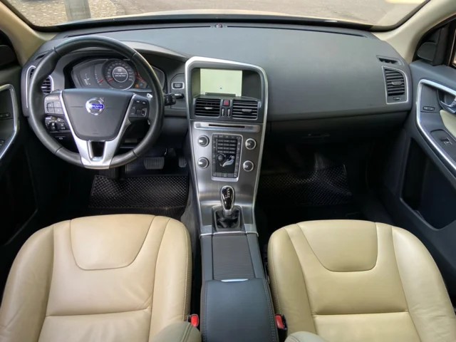 Volvo XC90 Momentum Pro AWD B5 Diesel EU6d Allrad HUD AHK Navi digitales Cockpit Memory Sitze - główne zdjęcie